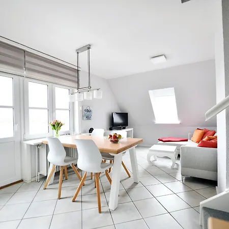 Haus Windhuug 3 Appartamento Utersum